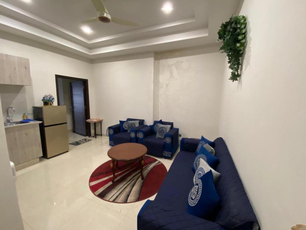 The River View Apartment Rawalpindi Extérieur photo